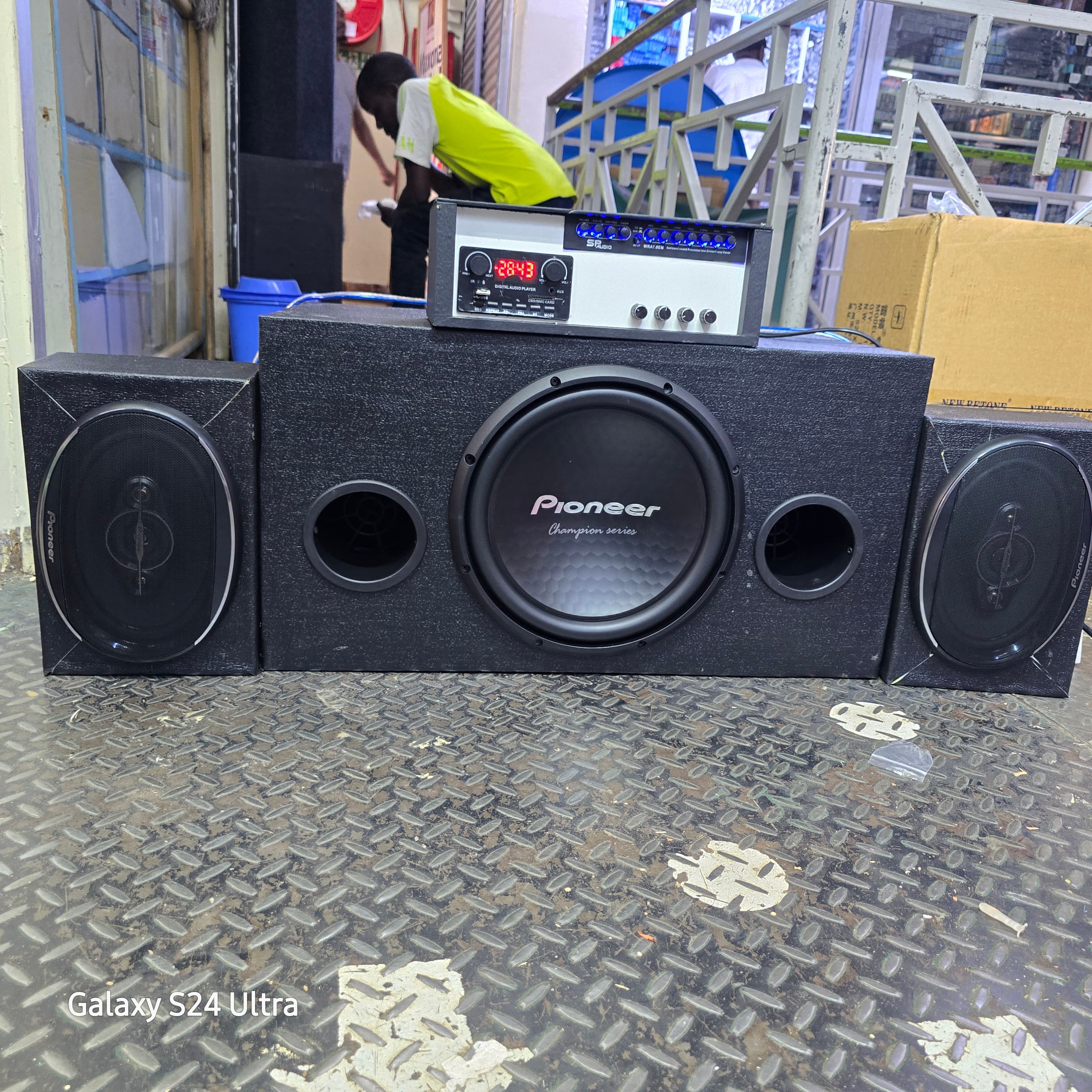 Pioneer 1500watts home set up .